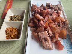-乔家小院•本地小海鲜•非遗驴肉(万年泉路店)