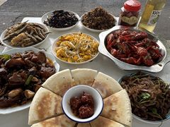 -丹水桥地锅鱼·翘嘴鲌·地方特色全鱼宴(丹江口大坝店)