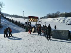 -庙香山滑雪场