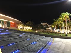 -亚龙湾中心广场