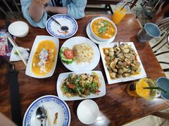 -Dang restaurant (patong phuket)