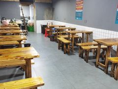 用餐区-胡犇嗲单车烧烤(坡子街店)