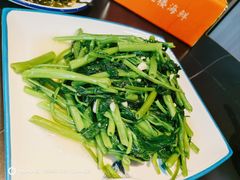 -鑫悦楼煎蟹·16年海鲜大排档