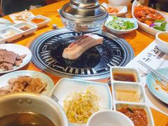 -唯成•韩国炭火烤肉 유성고기