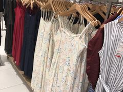 -优衣库(威海威高购物中心店)