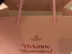 -Vivienne Westwood(上海来福士广场店)