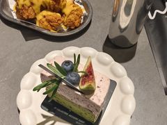 -W COLLECTIVE  DESSERT SHOP