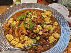 -俭寨大盘鸡·手抓肉·烧烤新疆菜(乌苏路店)