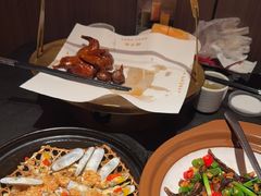 -鸽子侯·家宴·平价海鲜(市图书馆店)