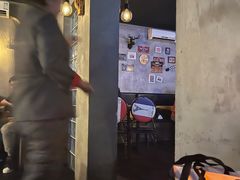 -板凳鲜酿·精酿啤酒(科华北路店)
