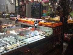 -亚龙湾亚泰商业街