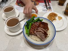 -香港新发烧腊茶餐厅(水围店)