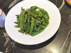 -新白鹿餐厅(虹桥南丰城店)