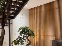 -蜜桃餐厅·伴山(湖滨商业街店)