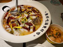 -江渔儿酸菜鱼(奥园广场金发购物中心店)