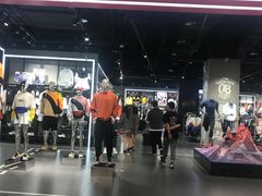 -李宁(苏州中心店)