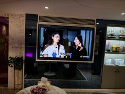 -咪咪专业脱毛连锁机构