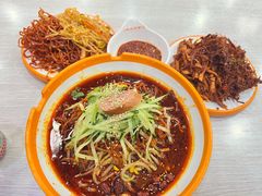 -三姐妹冷面馆(保卫路店)