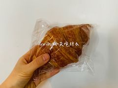 牛角面包-老梦面包 CHEZMOREL(三源里店)