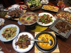 -那家老院子东北菜·饺子·小鸡炖蘑菇(艳华街店)