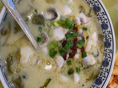 -侬佳蒸菜馆(听潮店)
