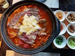 韩式部队火锅-雾山韩式烤肉·海南糟粕&椰子鸡火锅·海景餐厅(三亚绿发山海天JW万豪酒店)