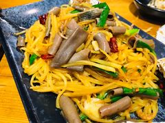 -老东镇啤酒屋海鲜加工·蒸汽海鲜·海鲜烧烤(台东店)