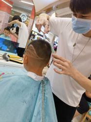 -爆米花儿童美发乐园(布吉华润万象汇店)