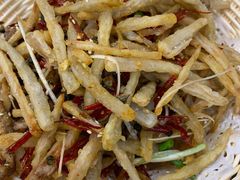 -江城燕子大排档(江汉路步行街店)