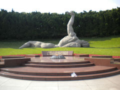 -上海市龙华烈士陵园