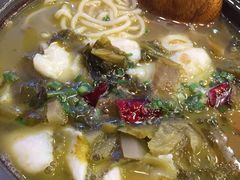 -周鱼小馆石锅酸菜鱼(活力汇店)