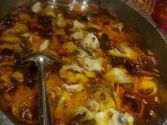 -鑫巴蜀小镇 · 水煮鱼专研店(玉桥店)