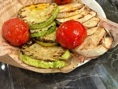-LESCEDARS  Bistro香柏树(外滩店)