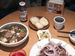 -金莹丸子汤清真(朝外SOHO店)