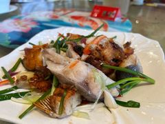 -年辉渔村·非遗传承餐厅(新丰江店)