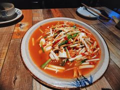火爆黄喉-三叔特色自贡菜(中海国际店)