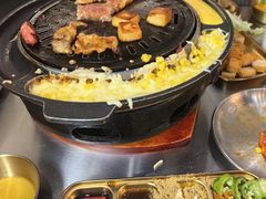 -胡悦里韩式烤肉(芝罘万达广场店)