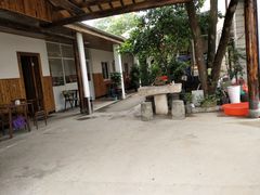-李东农庄(中南百草园地标店)