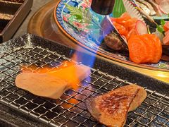 -铭牛烧肉·和牛海鲜自助(高新月牙湖店)