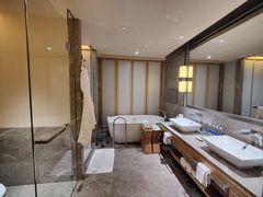 -重庆解放碑威斯汀酒店