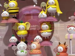 -泡泡玛特POPMART(上海环球港店)