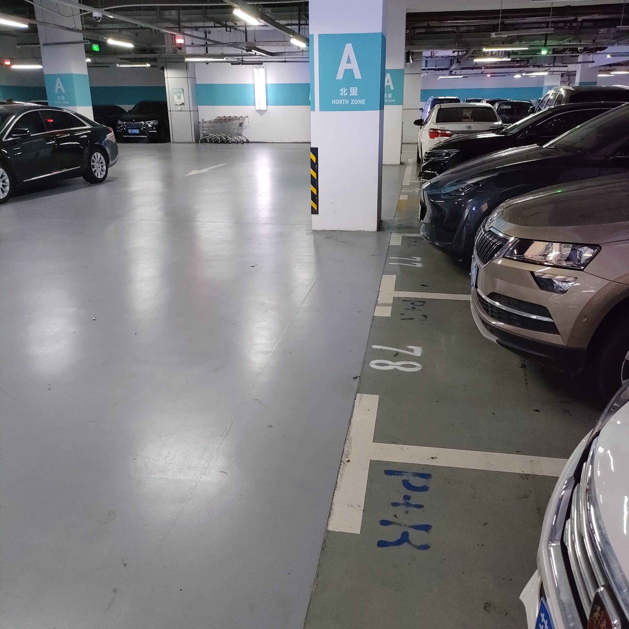 地下车库也有时尚风