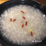 料非常的足。里面还吃到了不少的海参