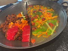 -鹿鸣山草本茶香火锅(园西路店)