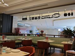 -港丽餐厅(高德置地店)