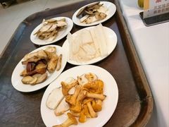 -天宜隆蘑菇宴火锅(石景山旗舰店)