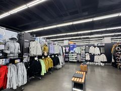 -迪卡侬(顺峰山店)