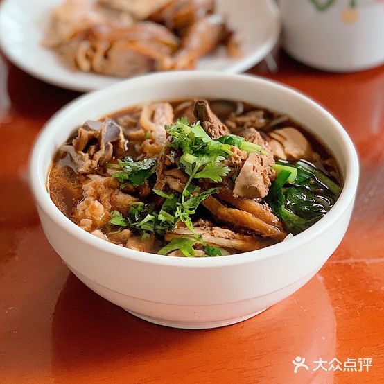 马氏卤鸡米线(小火车头店)