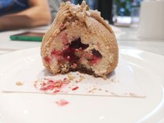 -Fridi Patisserie Cafe