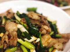 -茅屋大酒店